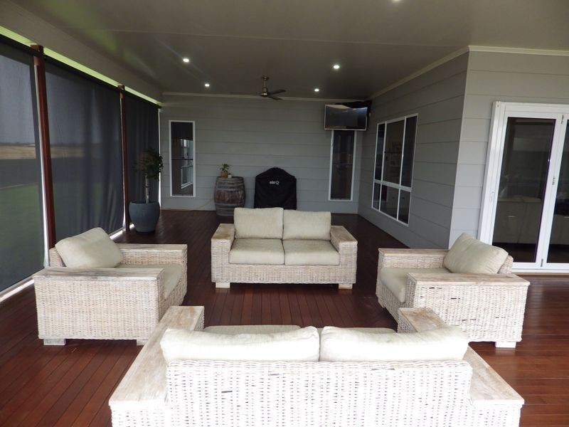 30 Beetson Drive, Roma QLD 4455