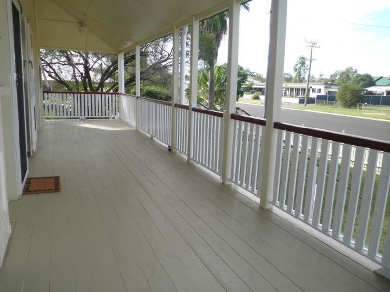 25 Miscamble Street, Roma QLD 4455