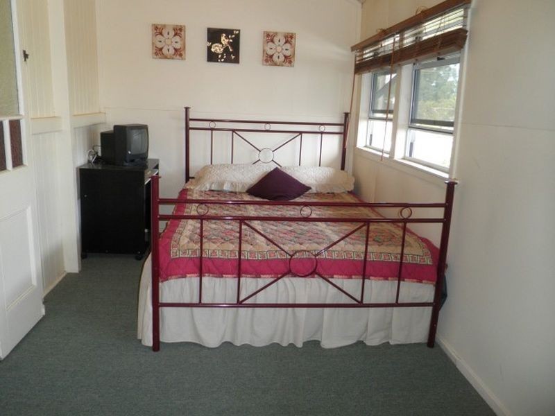 25 Miscamble Street, Roma QLD 4455