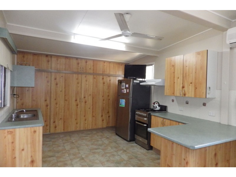 28 Duke Street, Roma QLD 4455