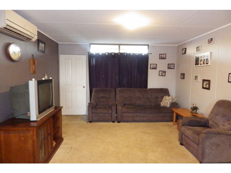 58 Taylor Street, Roma QLD 4455