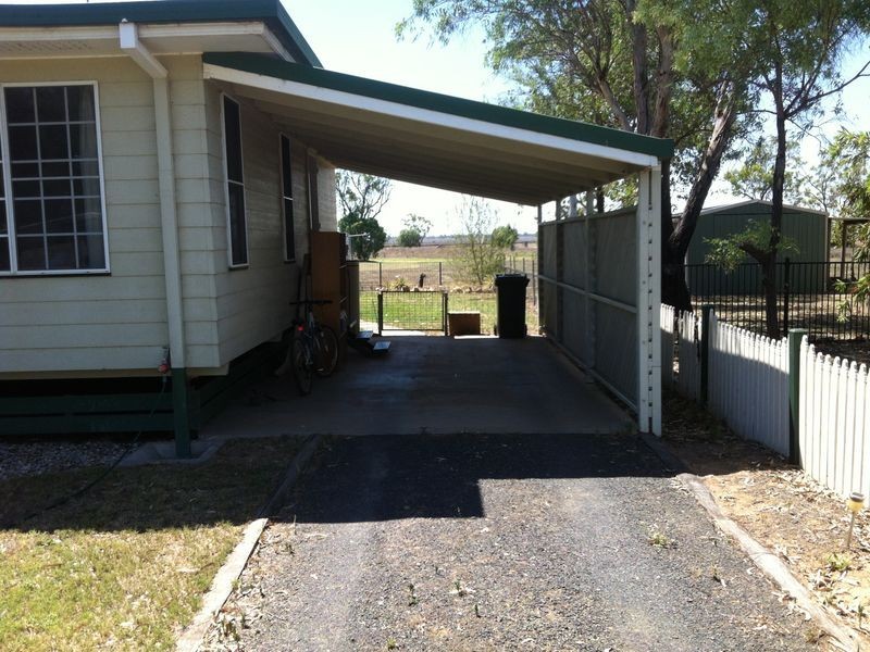 15 Powell Street, Roma QLD 4455