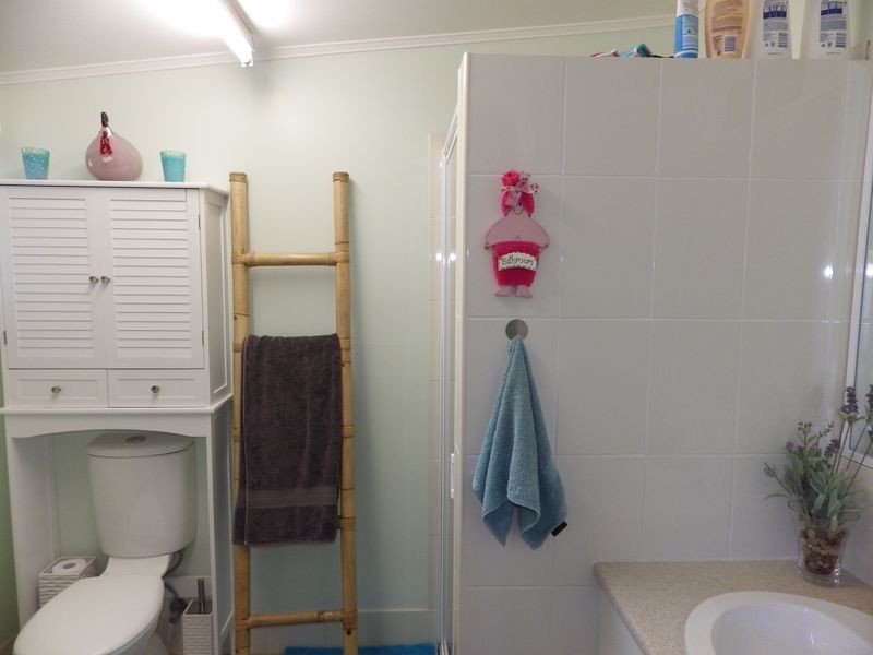 8 Gregory Street, Roma QLD 4455