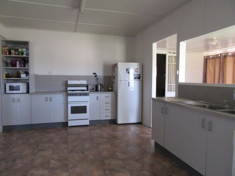 2-4 South Street, Roma QLD 4455