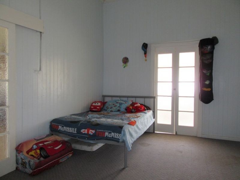 2-4 South Street, Roma QLD 4455