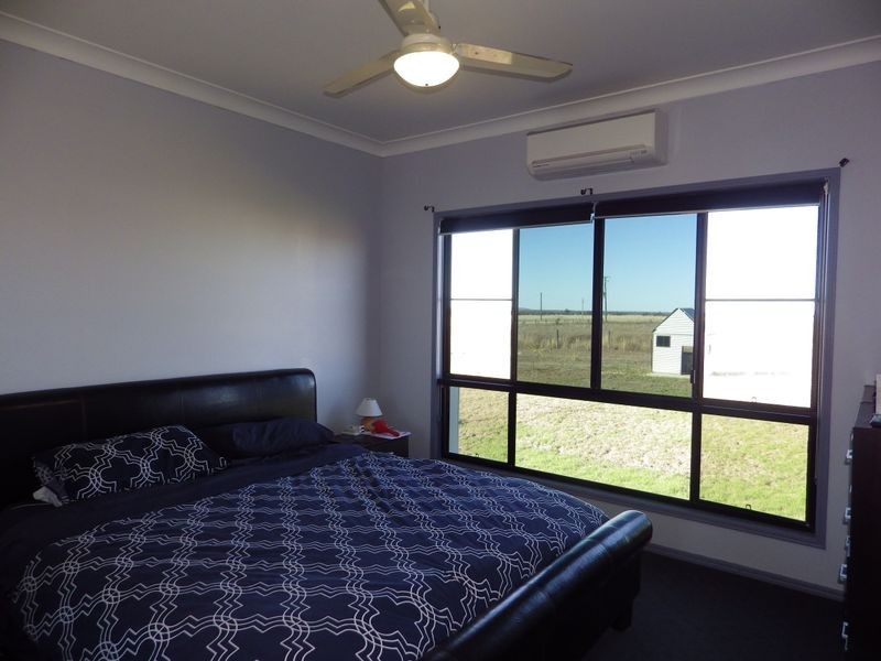 36 Hodgson Lane, Roma QLD 4455