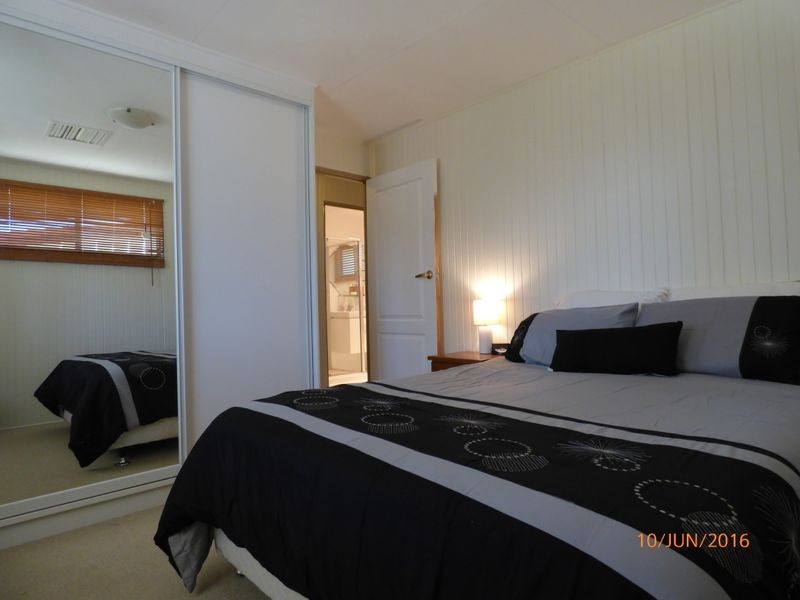 28 Howard Street, Roma QLD 4455