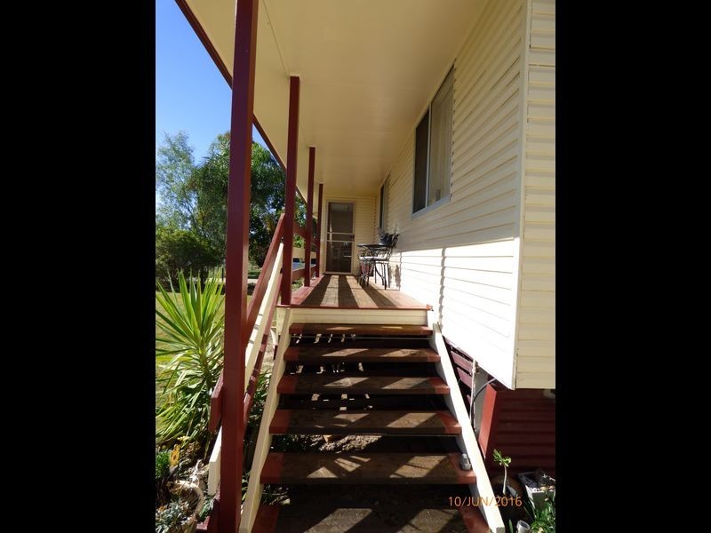 28 Howard Street, Roma QLD 4455