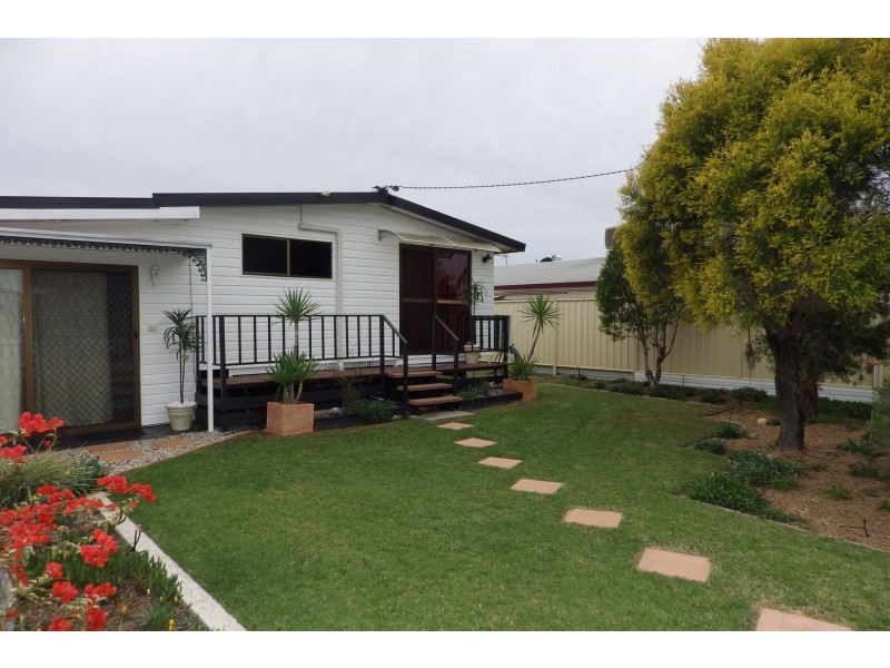 3 Robertson Street, Roma QLD 4455