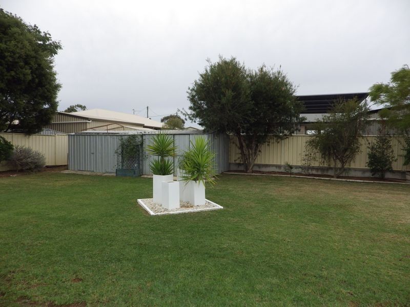 3 Robertson Street, Roma QLD 4455