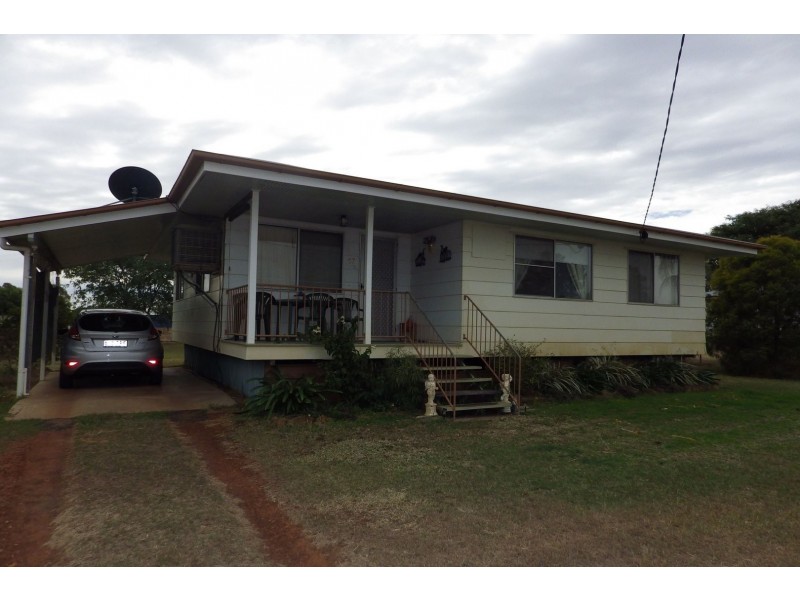 67 Alexander Street, Surat QLD 4417