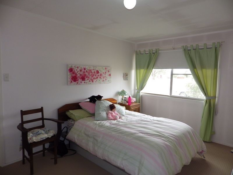 67 Alexander Street, Surat QLD 4417