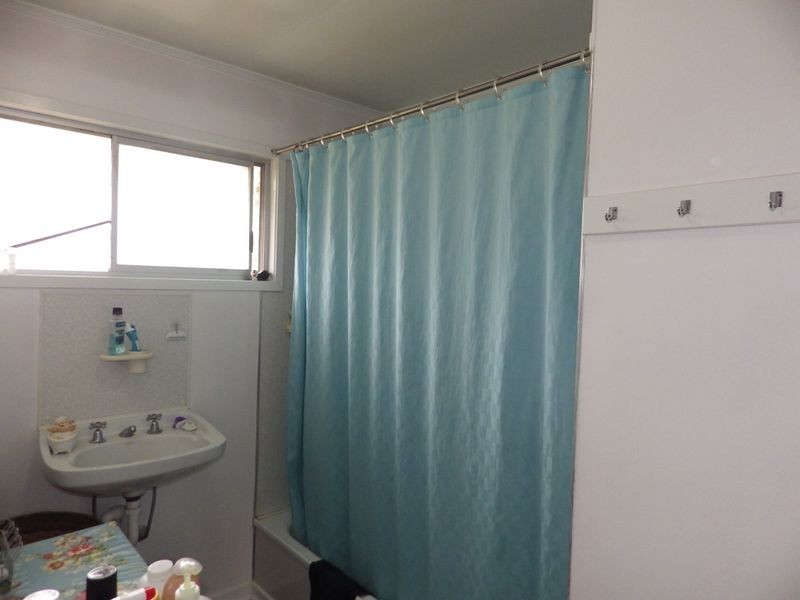 67 Alexander Street, Surat QLD 4417