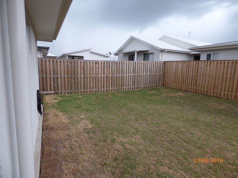 9 Lomandra Avenue, Roma QLD 4455