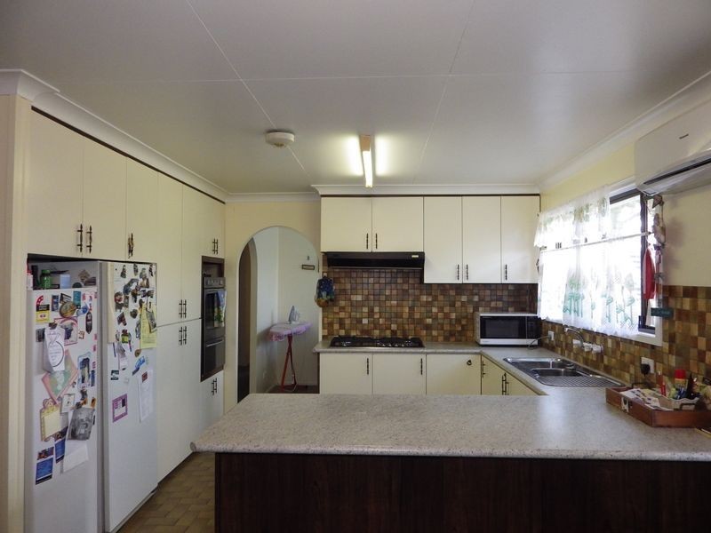 56 Elmer Street, Roma QLD 4455