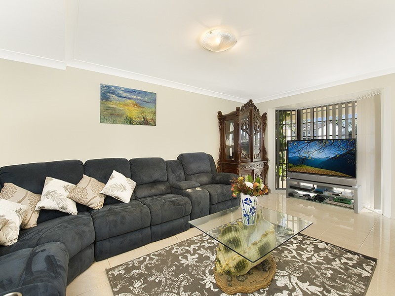 17 Clifford Crescent, Ingleburn NSW 2565