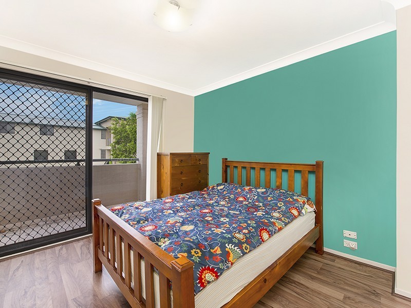 17/14 Benham Road, Minto NSW 2566