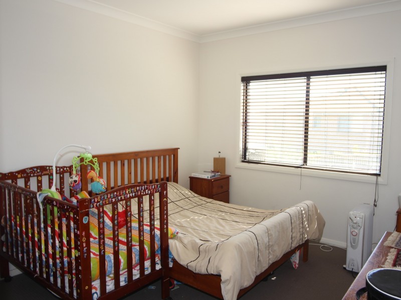 33 Woodroffe Street, Minto NSW 2566