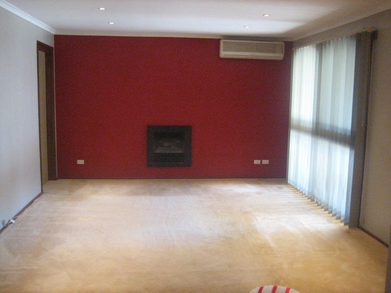 10 Singer Place, Ingleburn NSW 2565