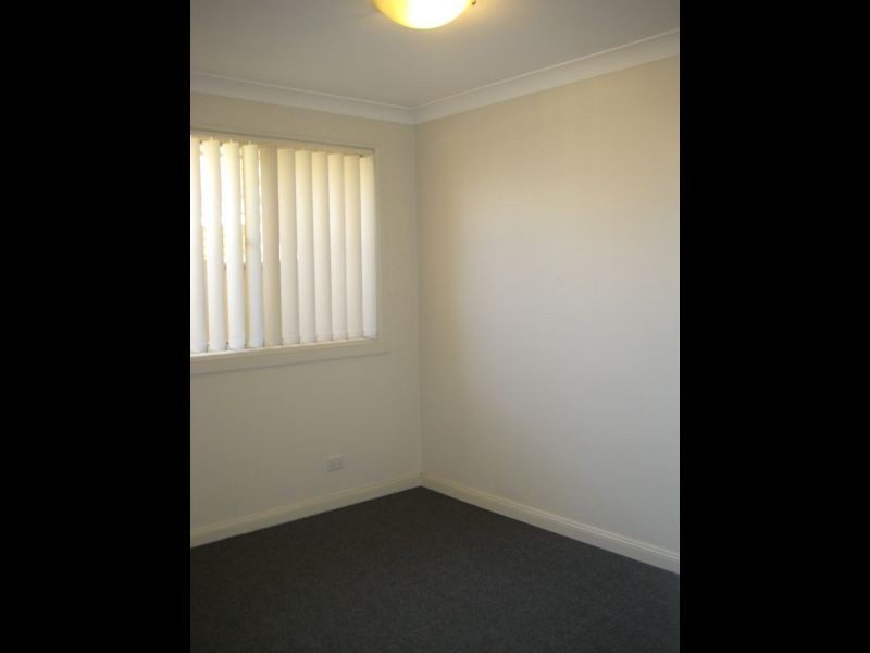 4/13-15 Atchison Road, Macquarie Fields NSW 2564