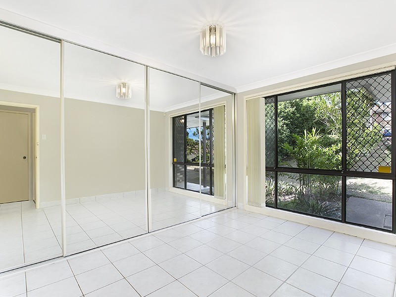 226 Eagleview Road, Minto NSW 2566