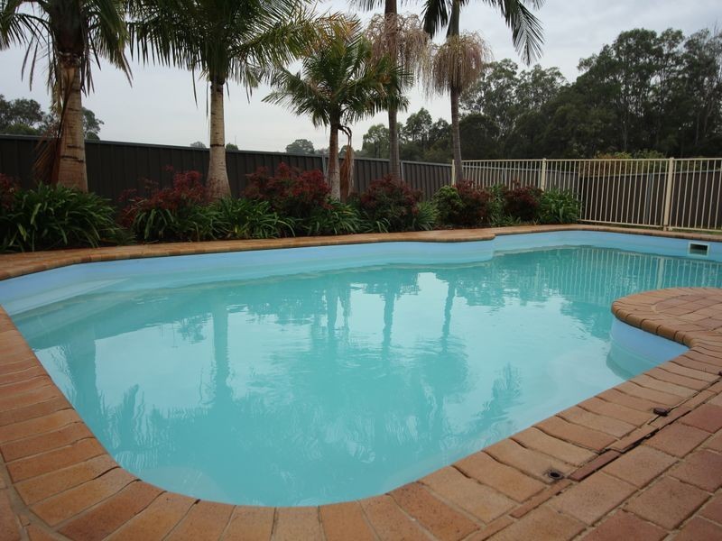 9 Boyer Place, Minto NSW 2566