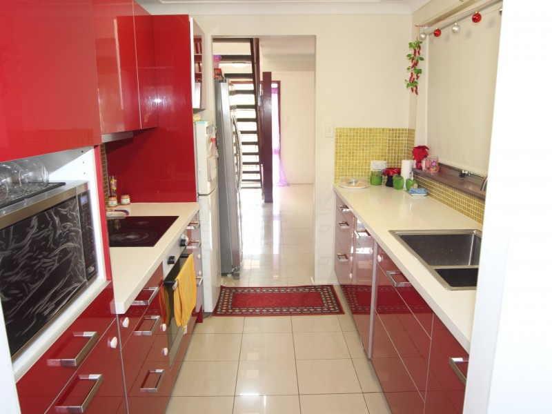 4/6 Cumberland Road, Ingleburn NSW 2565