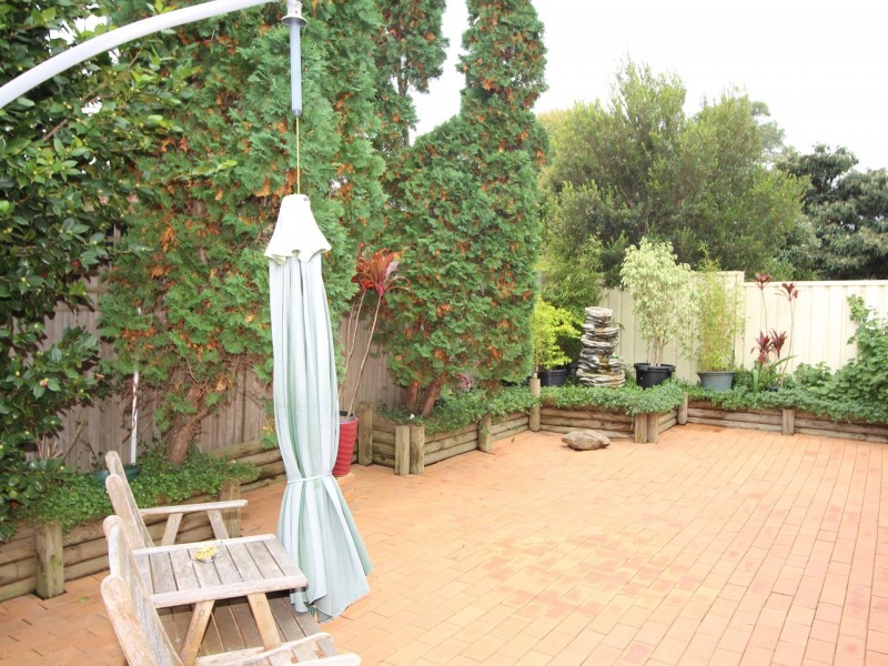 32B Hyacinth Avenue, Macquarie Fields NSW 2564