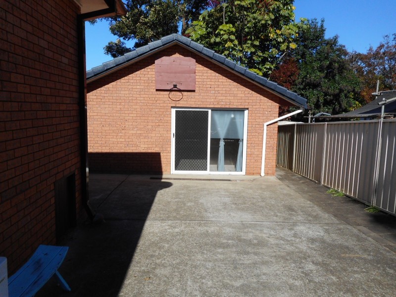 25 Benham Road, Minto NSW 2566