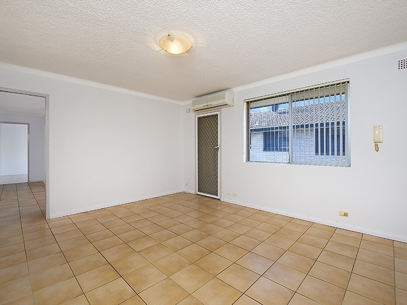 10/81 Harris Street, Fairfield NSW 2165