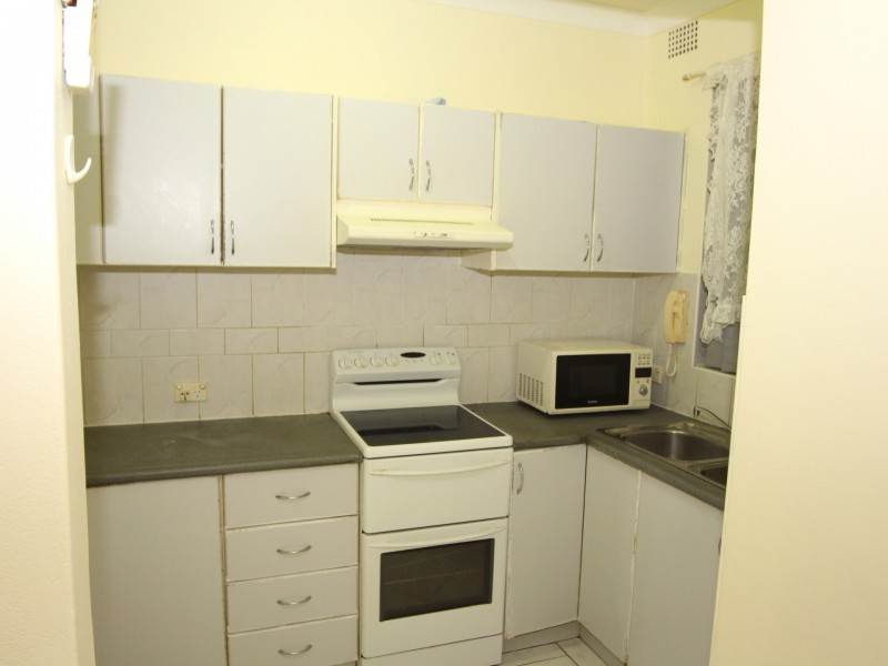 18/7-9 Drummond Street, Warwick Farm NSW 2170