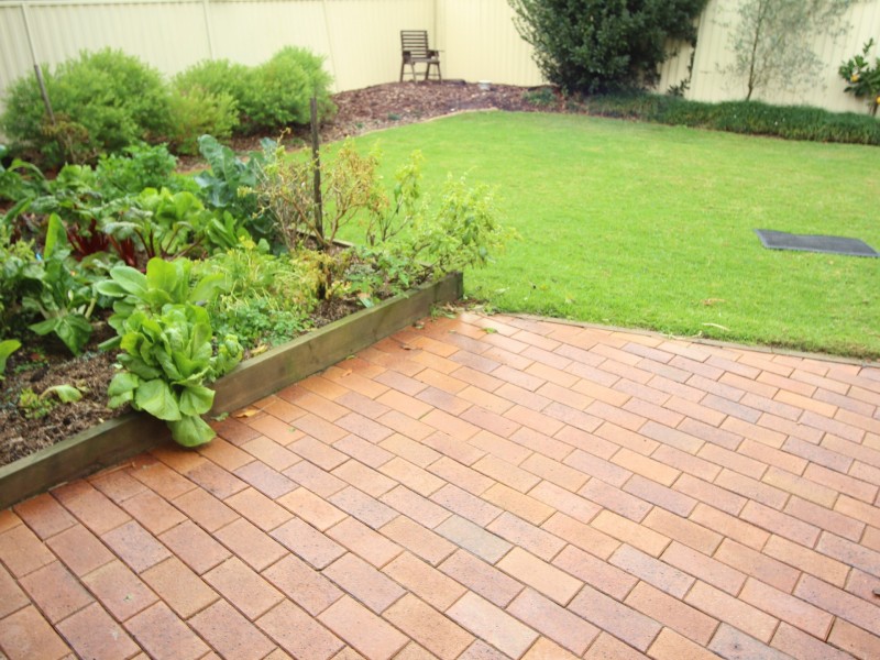 22 Mercedes Road, Ingleburn NSW 2565