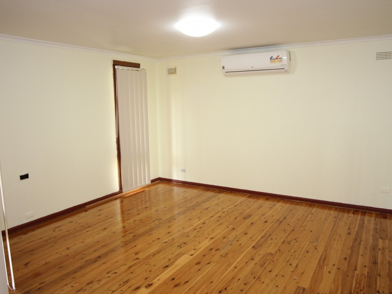 3 Kookaburra Street, Ingleburn NSW 2565