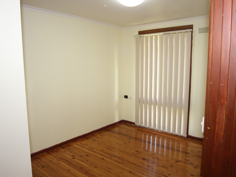 3 Kookaburra Street, Ingleburn NSW 2565