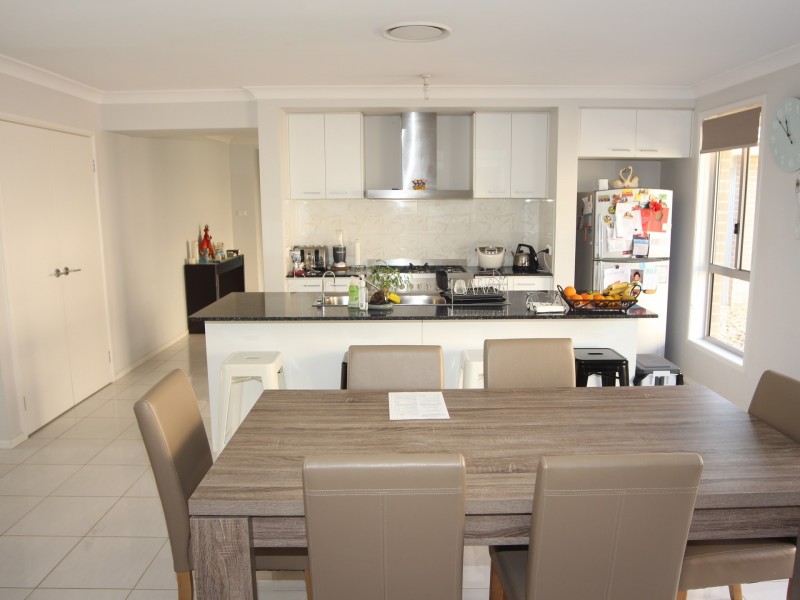 35 Gawler Avenue, Minto NSW 2566