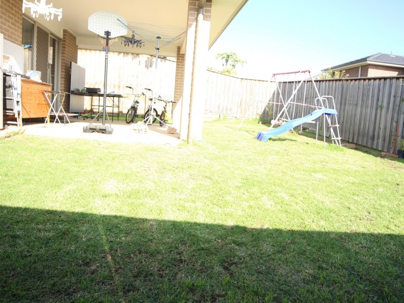 35 Gawler Avenue, Minto NSW 2566