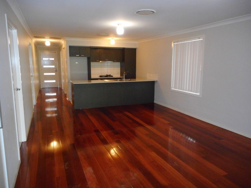 6 Perisher Circuit, Minto NSW 2566