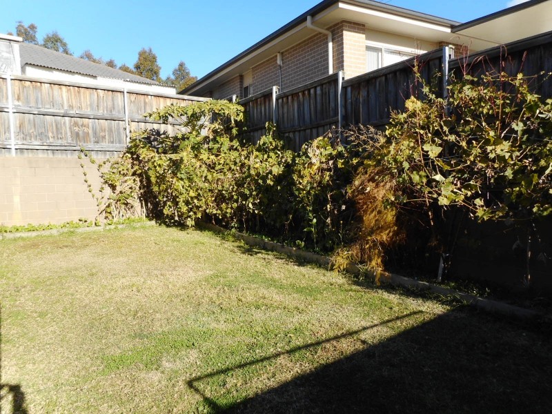 6 Perisher Circuit, Minto NSW 2566