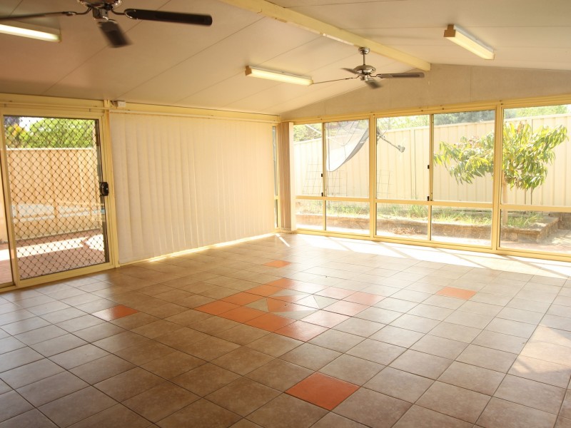 5 William Campbell Ave, Harrington Park NSW 2567