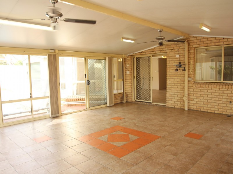 5 William Campbell Ave, Harrington Park NSW 2567