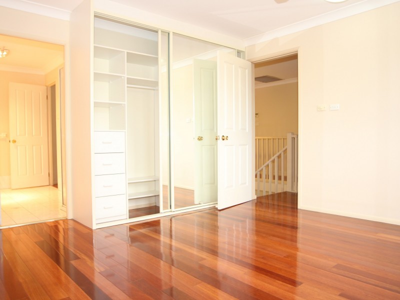 5 William Campbell Ave, Harrington Park NSW 2567