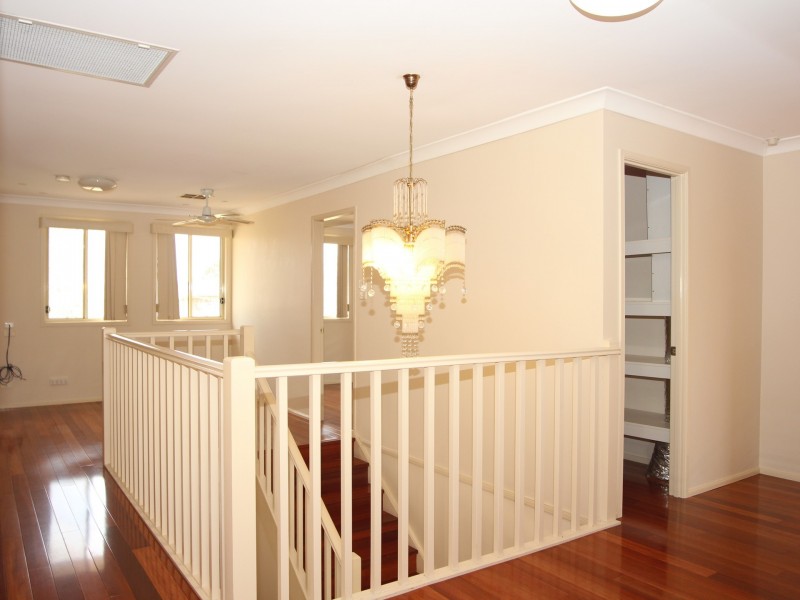 5 William Campbell Ave, Harrington Park NSW 2567