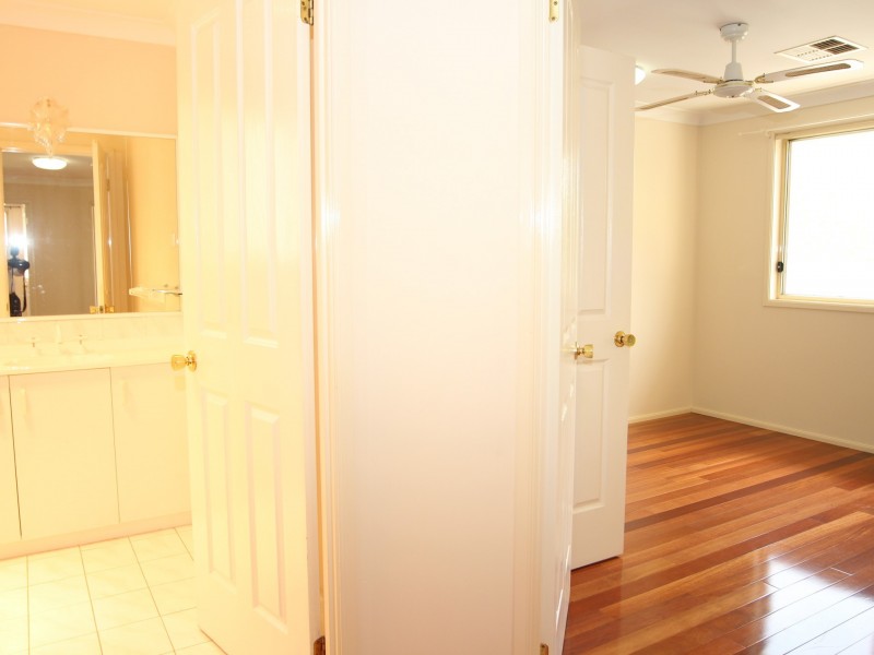 5 William Campbell Ave, Harrington Park NSW 2567