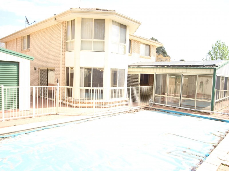 5 William Campbell Ave, Harrington Park NSW 2567