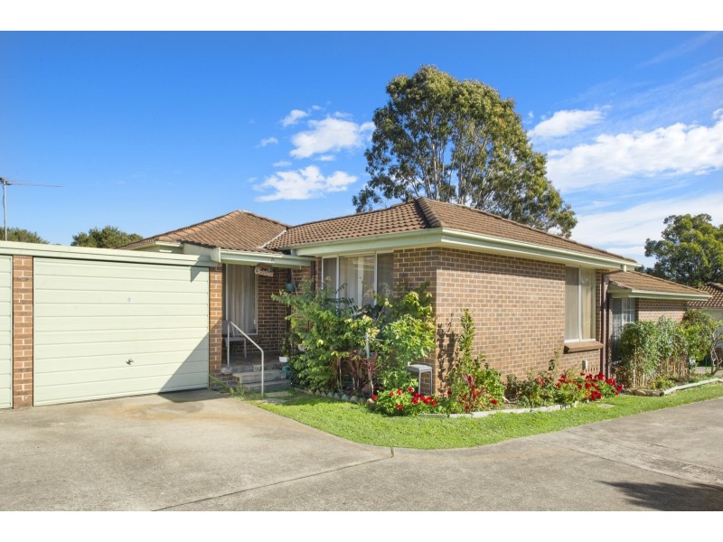 6/12 Bensley Road, Macquarie Fields NSW 2564
