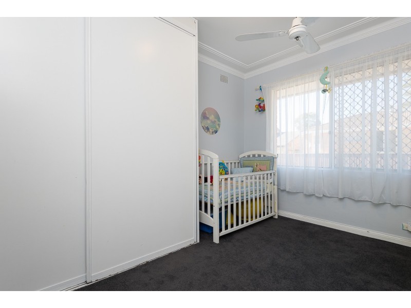 40 Tallowwood Crescent, Bradbury NSW 2560