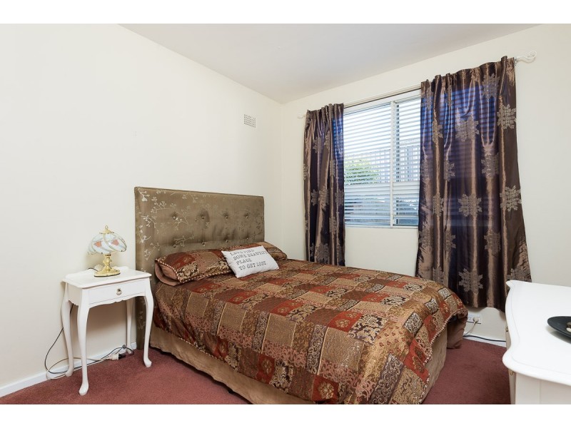 40 Tallowwood Crescent, Bradbury NSW 2560