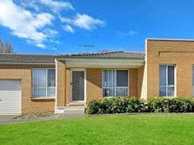 13 Percival Ave, Ingleburn NSW 2565