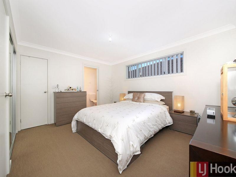 13 Percival Ave, Ingleburn NSW 2565