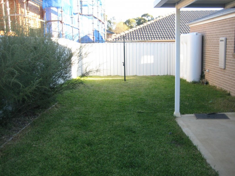 13 Percival Ave, Ingleburn NSW 2565